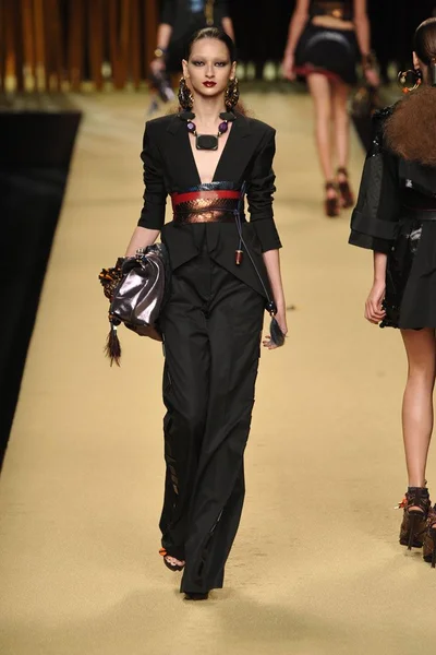 Look 36